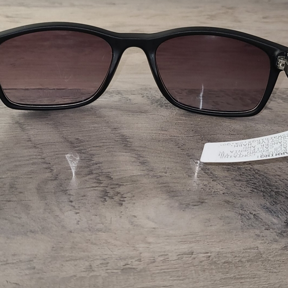 ⏰❗Timberland Sunglasses - Picture 4 of 5